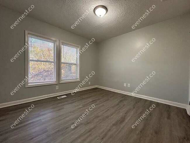 Building Photo - 1214 Bolton Rd NW