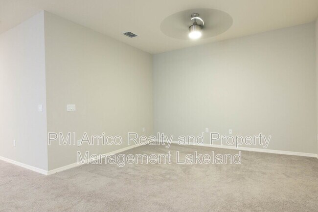 Building Photo - 1069 Montgomery Ln