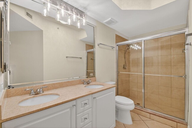 Building Photo - 1660 Renaissance Commons Blvd