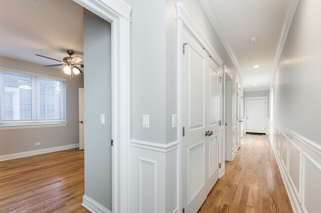 Building Photo - 4017 N Monticello Ave