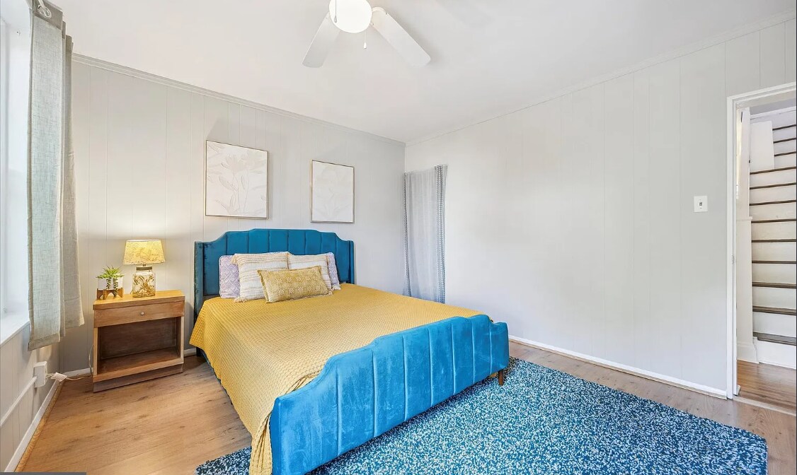 Building Photo - 108 Maple St