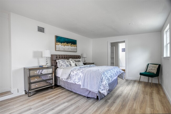 Building Photo - 4716 Siegel St