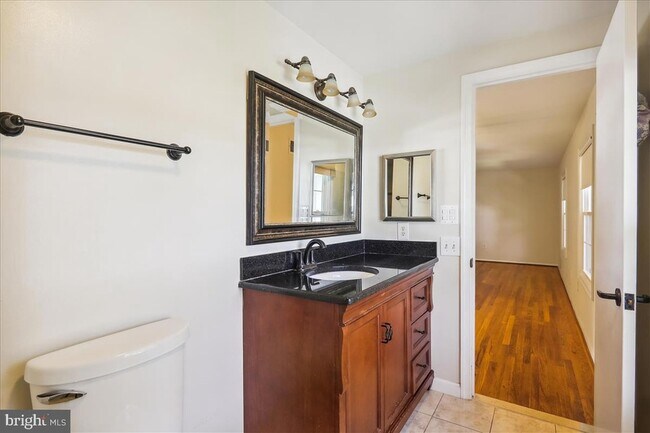 Building Photo - 8709 Sleepy Hollow Ln
