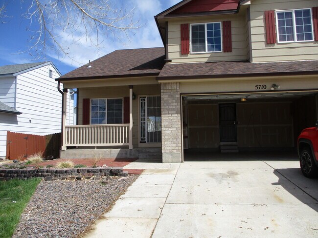 Primary Photo - 5710 Vermillion Bluffs Dr
