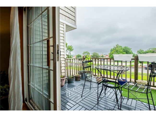 Building Photo - 5724 4th St NE