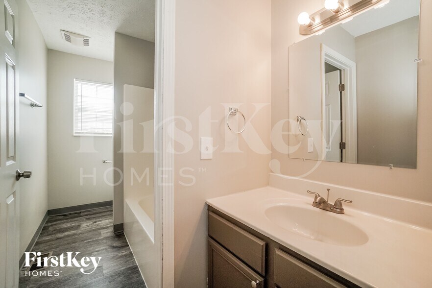 Building Photo - 3253 Kady Ln