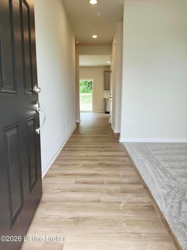 Building Photo - 8302 Fairmount Rd