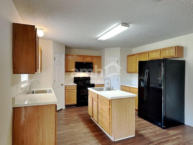 Building Photo - 5514 Ortega Park Blvd