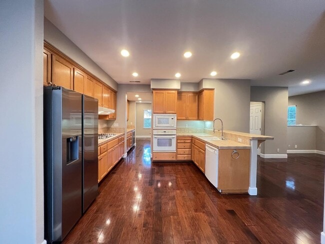 Building Photo - 4102 Voltaire St