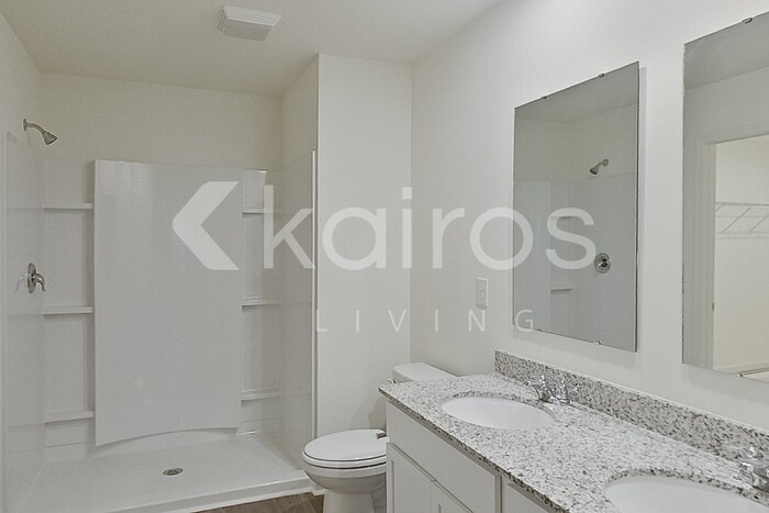 Building Photo - 124 Glory Dr