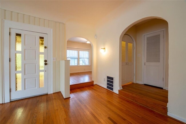 Building Photo - 1725 NW 21st St