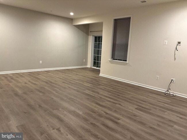 Building Photo - 4204 Lariat Way