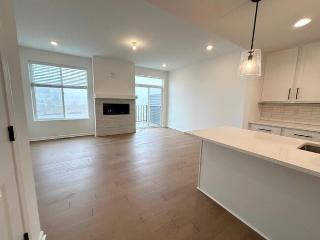 Building Photo - 2774 Bristol Rdg Dr