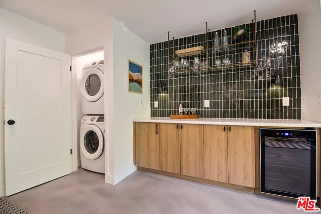 Building Photo - 3730 E Camino San Miguel