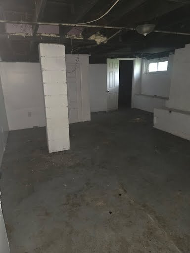 Building Photo - 1279 Purcell Ave