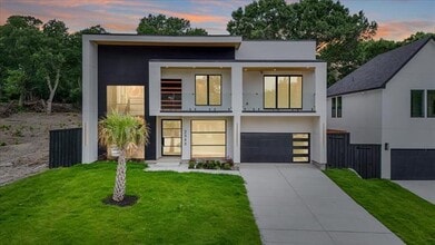 Building Photo - 2343 Fatima Ave