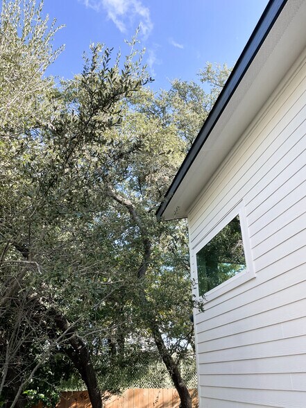 Building Photo - 3412 Dalton St