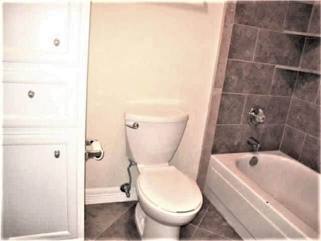 Building Photo - 14020 Schroeder Rd