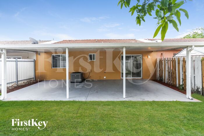 Building Photo - 7681 NW 181st Terrace