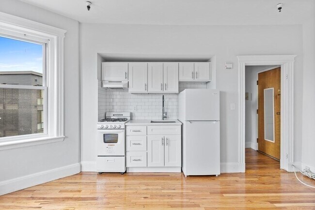 Building Photo - 1330 Commonwealth Ave