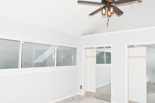 Building Photo - Beautiful two, bedroom two bath Condo in Little River