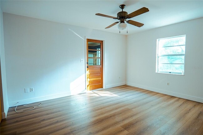 Building Photo - 1262 Jeffords St