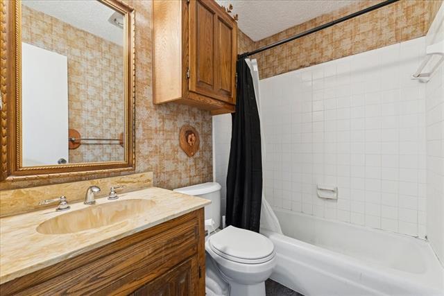 Building Photo - 2905 Country Pl Cir