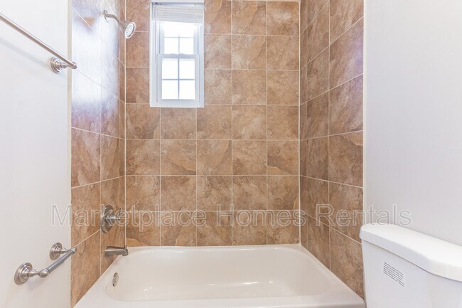 Building Photo - 1559 FORT DUPONT St SE