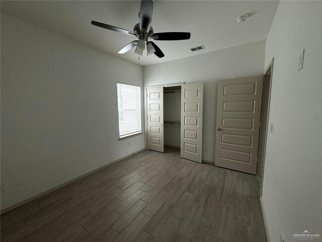 Building Photo - 7703 N 58th Ln