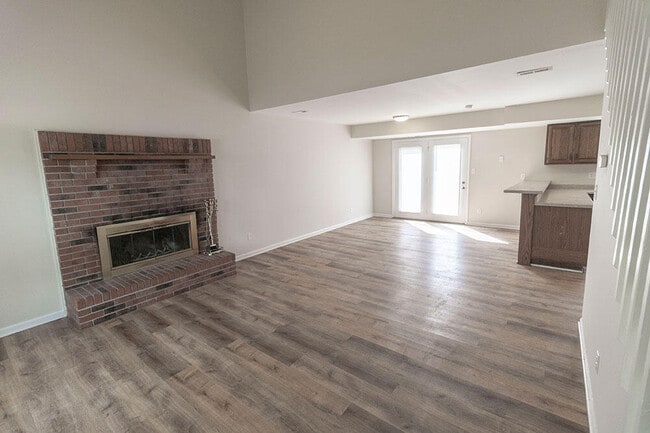 Building Photo - 1901 Mirtle Grove Ct