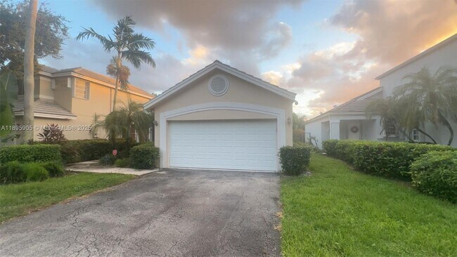 Building Photo - 2917 Myrtle Oak Cir