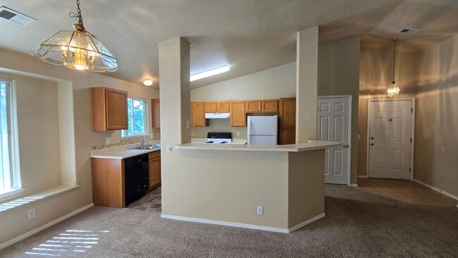 Building Photo - 3835 Strawberry Field Grove