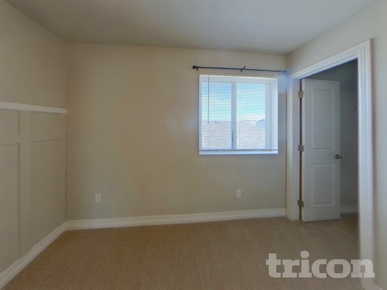 Building Photo - 1126 Huntington Ave