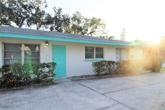 Building Photo - 6377 Gateway Ave