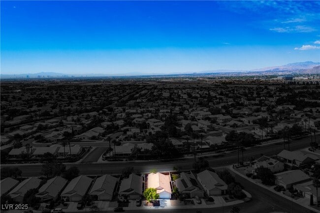 Building Photo - 8037 Radigan Ave