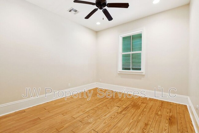 Building Photo - 2714 Palmer Ave