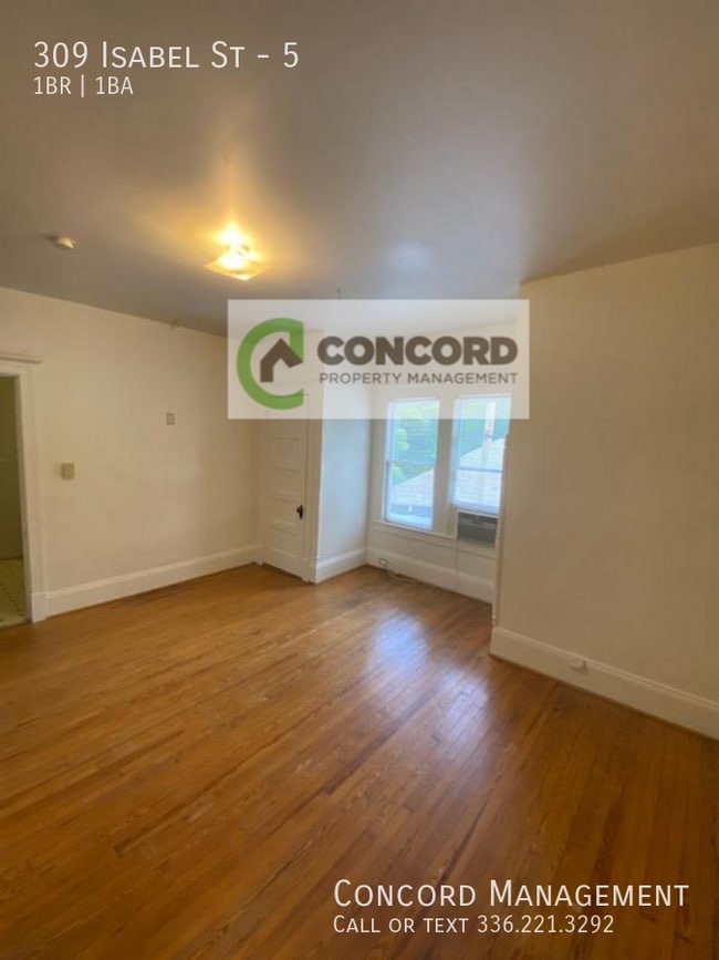 Building Photo - 309 Isabel St