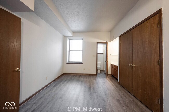 Building Photo - 3715 N Meridian St