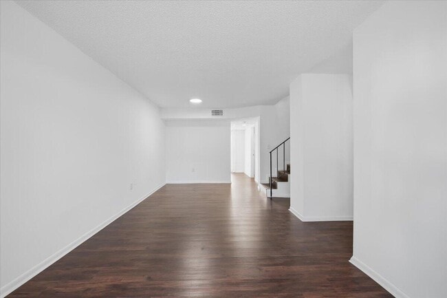 Building Photo - 3907 NW 76th Terrace