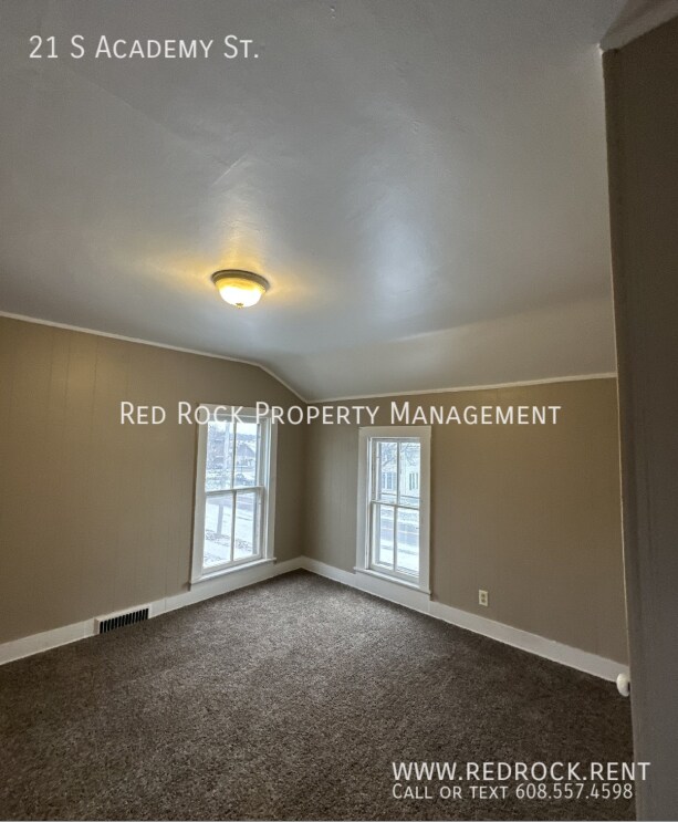 Building Photo - 21 S Academy St