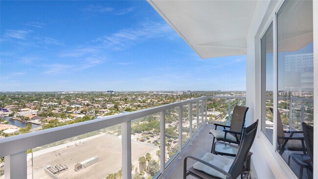 Building Photo - 3750 Galt Ocean Dr