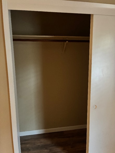 Building Photo - 2401 Eilers Ln