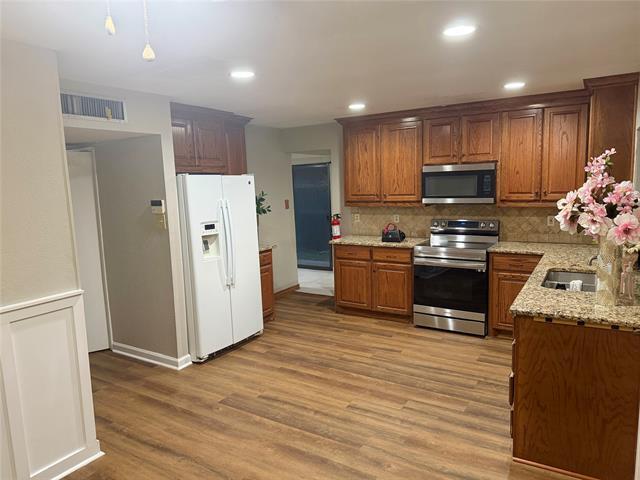 Building Photo - 2929 Winterberry Dr