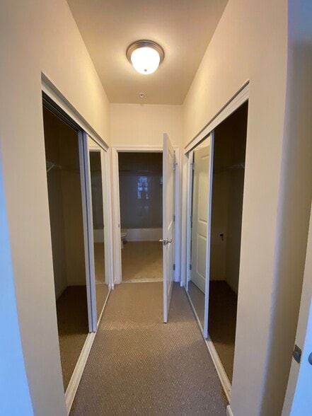 Building Photo - 2665 Prosperity Ave