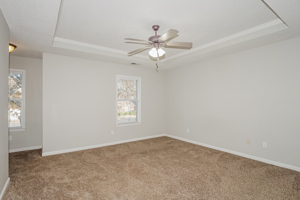 Building Photo - 2351 Mason Dr