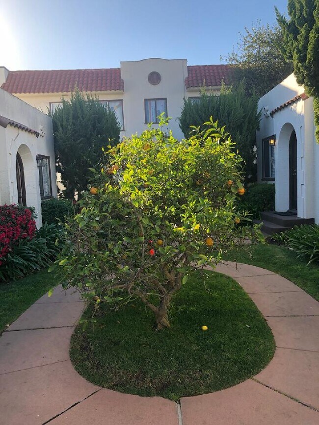 Building Photo - 1830 30th St