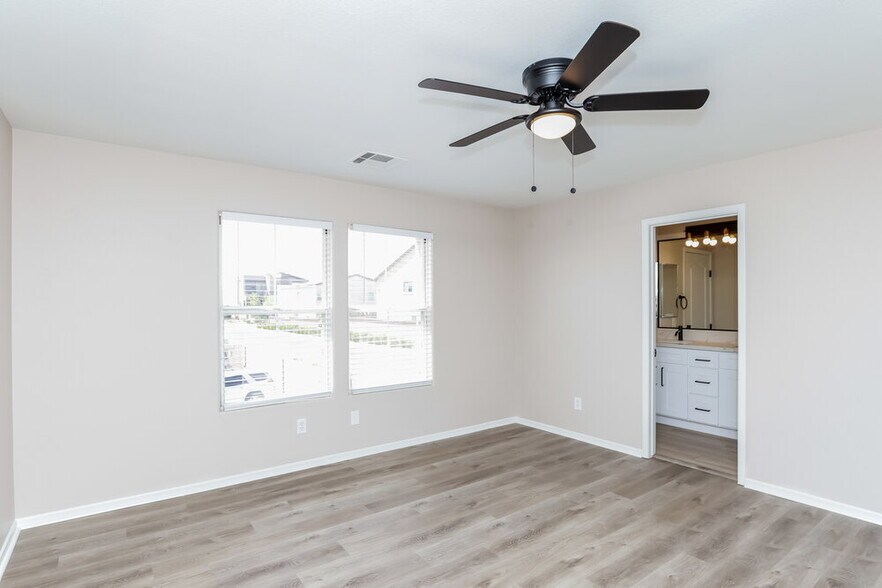 Building Photo - 6196 Fisher Creek Ct