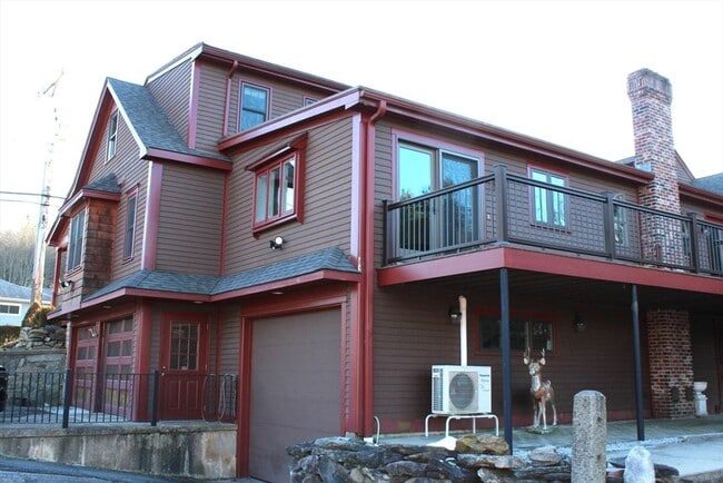 Building Photo - 700 Wrentham Rd