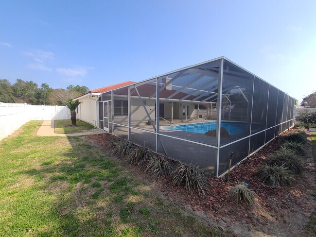 Building Photo - 1905 Catamaran Dr