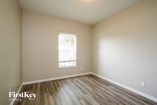 Building Photo - 1817 NW 15th Terrace